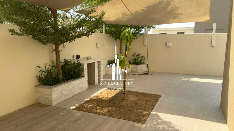 Vastu Unit | Single Row Facing Lake | Landscape63493772126850111