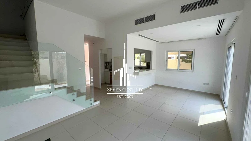 Vastu Unit | Single Row Facing Lake | Landscape63493772126850112