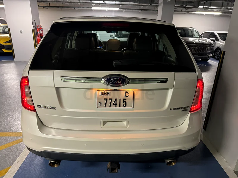 Ford Edge Limited 1 owner from new63399892827009113