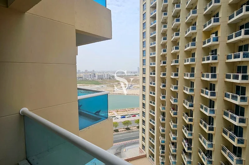 Spacious 2 BR |  1326 sq ft  |  Crescent C Sale64032028738691110