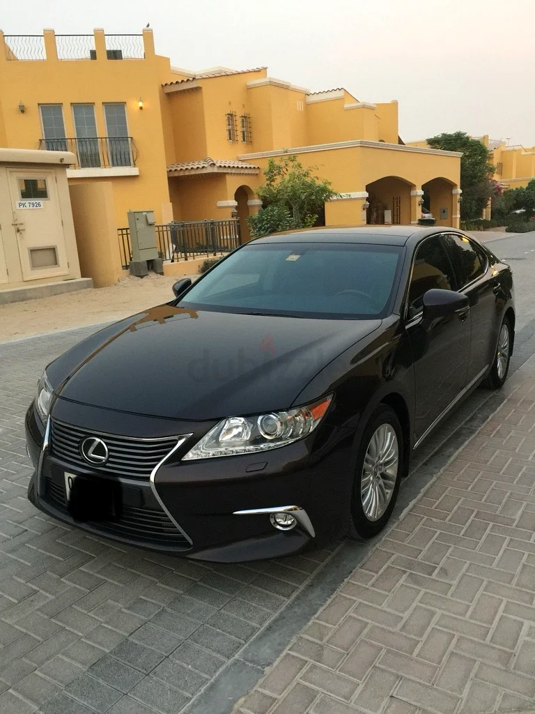 لكزس ES250، بلاتينيوم بلس، مالك واحد، جميع الخيارات الكاملة63398647190530112