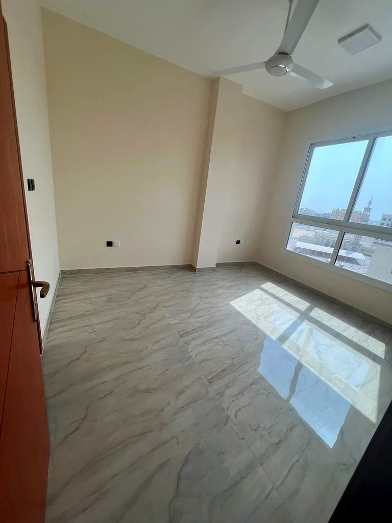 الجرف 3، خلف السوق الصيني، بجانب مدرسة وودلام بارك ومخرج دبي63714266826497112