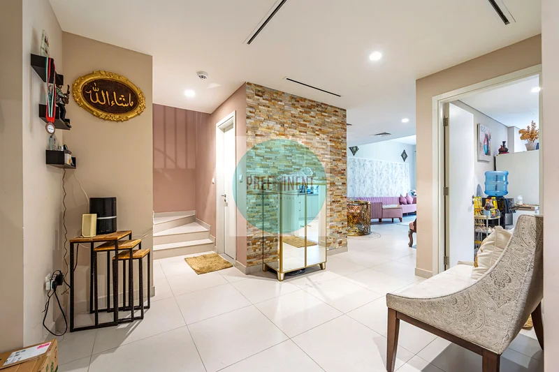 Elegant Finishing l Fully Furnished l Modern Interior63405152523010111