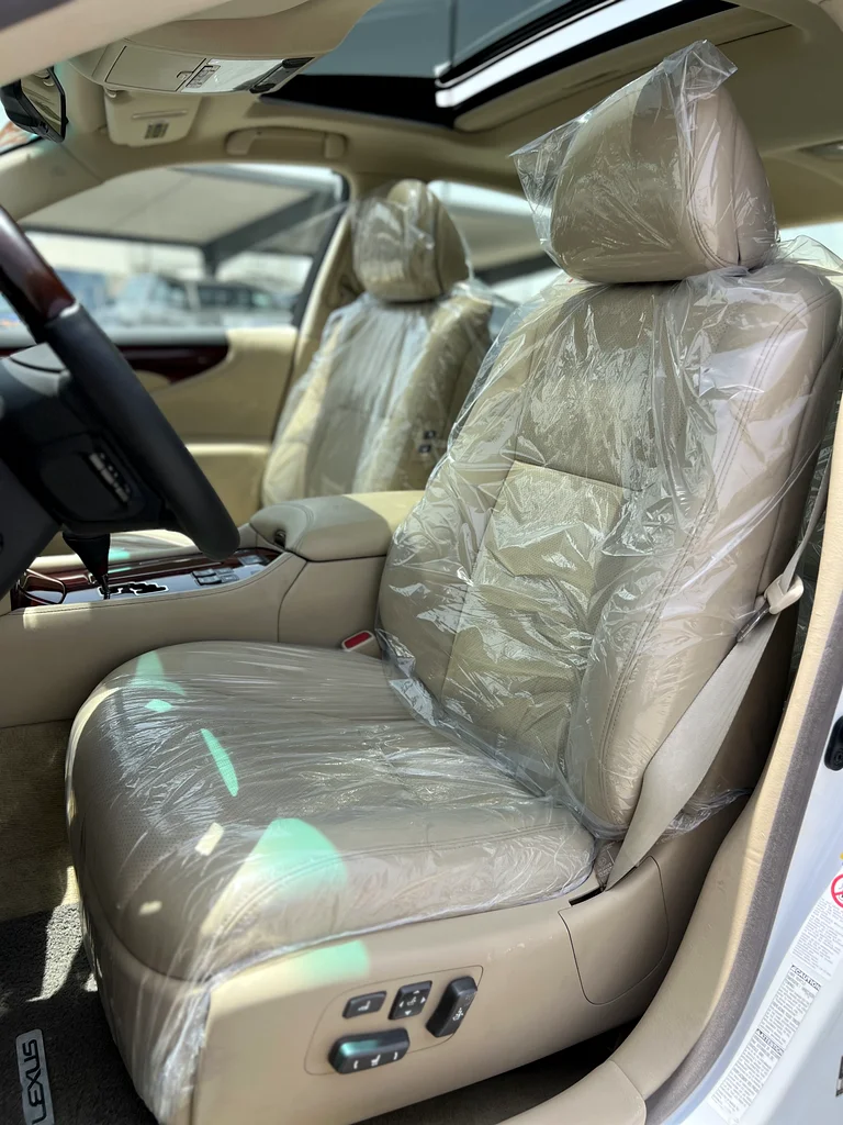 Lexus LS460 fully loaded, American, top in cleanliness63398644696194114