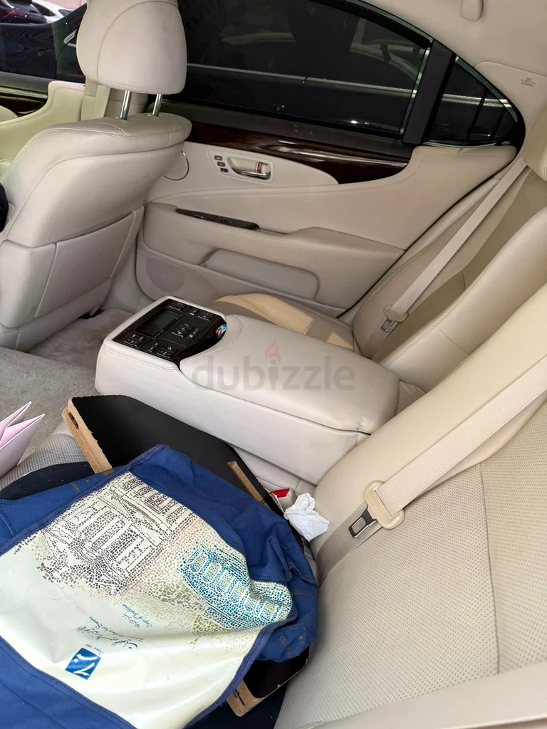 Lexus LS 460 L Large full option GCC Specs63398644838785111