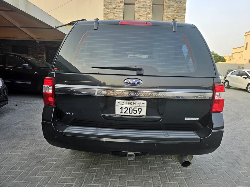 2015 Ford Expedition XLT ECOBOOST in perfect condition63399879794434114
