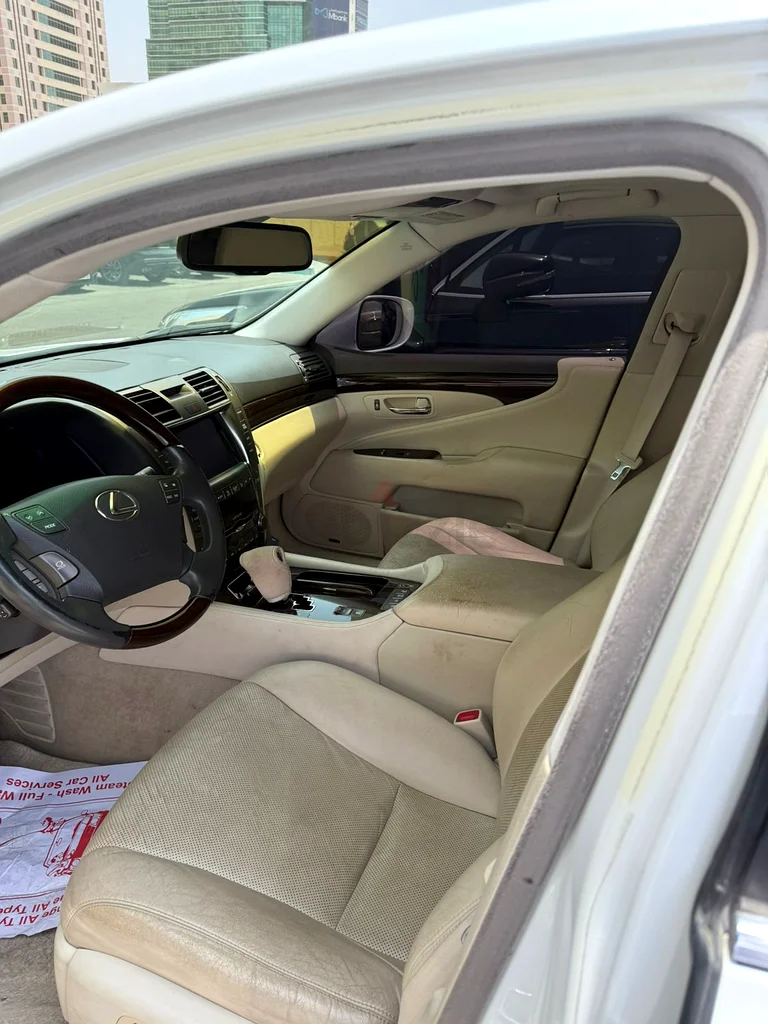 Lexus LS 460 L Large full option GCC Specs63398644838785114