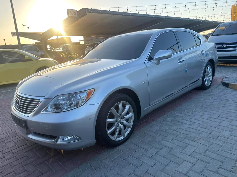 LEXUS - LS 460 L63398644813185112