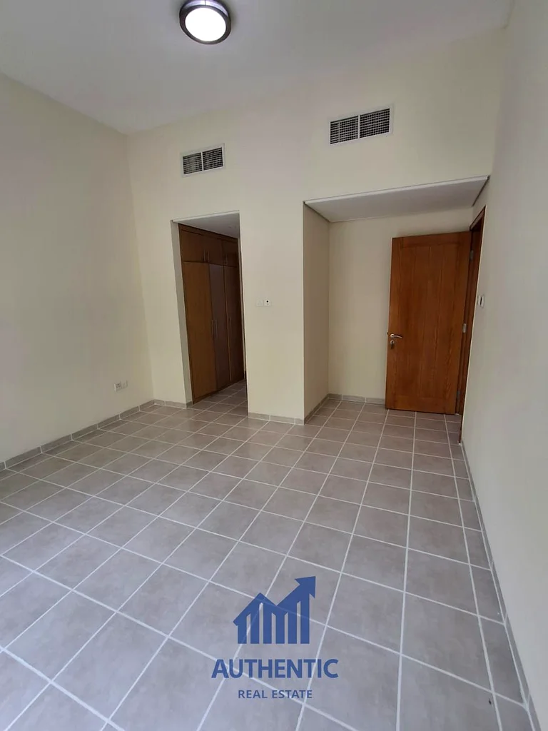 U TYPE ONE BEDROOM | NEAR METRO | POOL63936476679682111