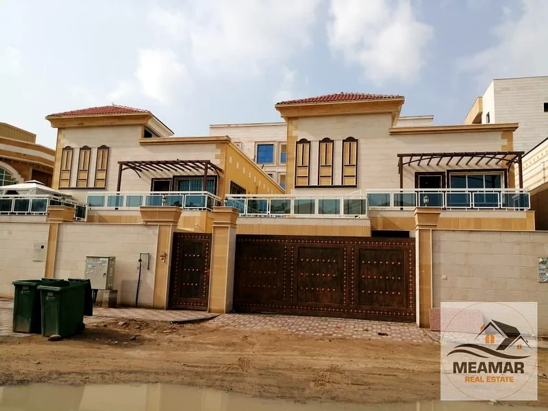 Freehold villa for all nationalities, a luxurious villa including air conditioning, electricity and water in the Al Muwaihat 3 area, with an area of 563870132454657111