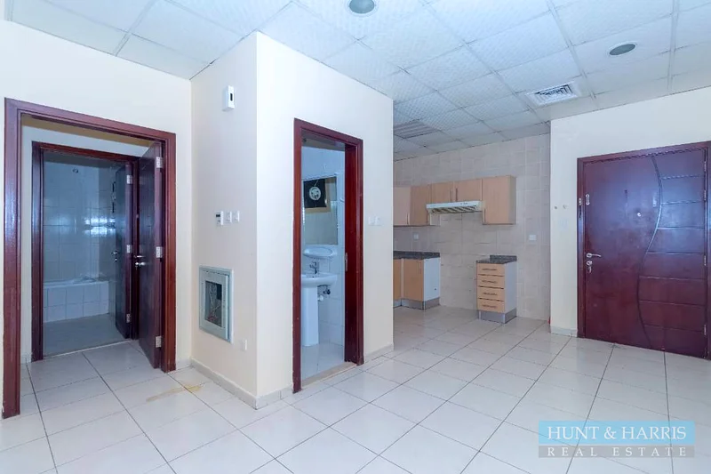 شقة بغرفة نوم واحدة للبيع في قرية ياسمين - بإطلالة على البحيرة - جديدة في السوق63855996567299112