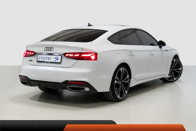 أودي A5 سبورتباك S لاين 40 TFSI63398610736515113