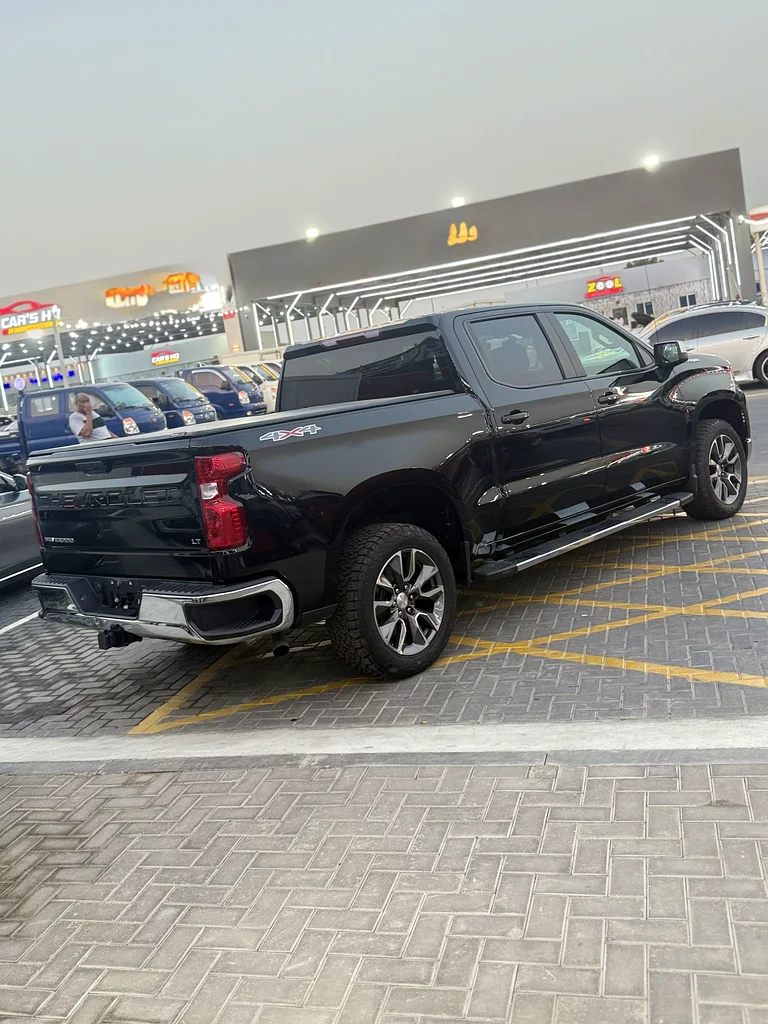silverado 2023- 2500 aed monthly with 0 down payment63398563455617111