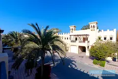 Spacious 4 Bedroom Townhouse For Sale in Al Hamra Village
