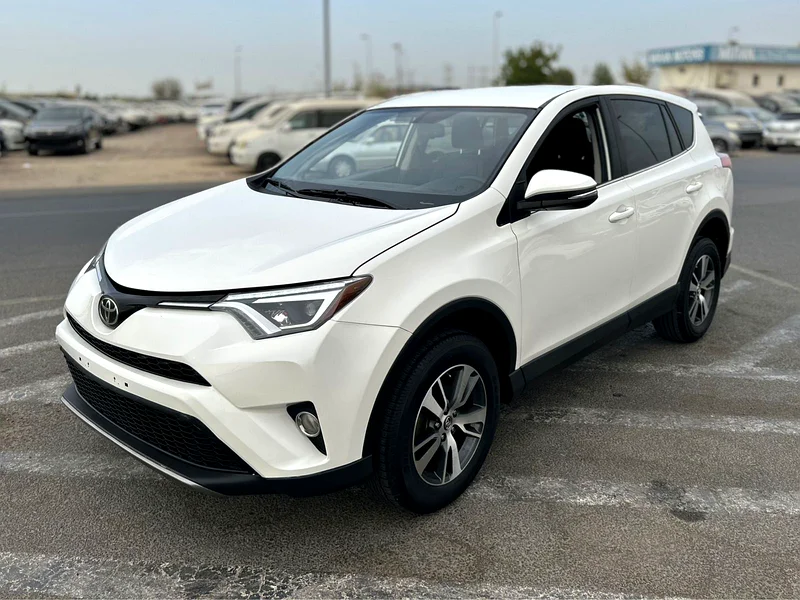 2018 Toyota RAV4 V4 Full Option Push Start - Power Seats - Leather Seats - Rearview Camera -63401306591618111