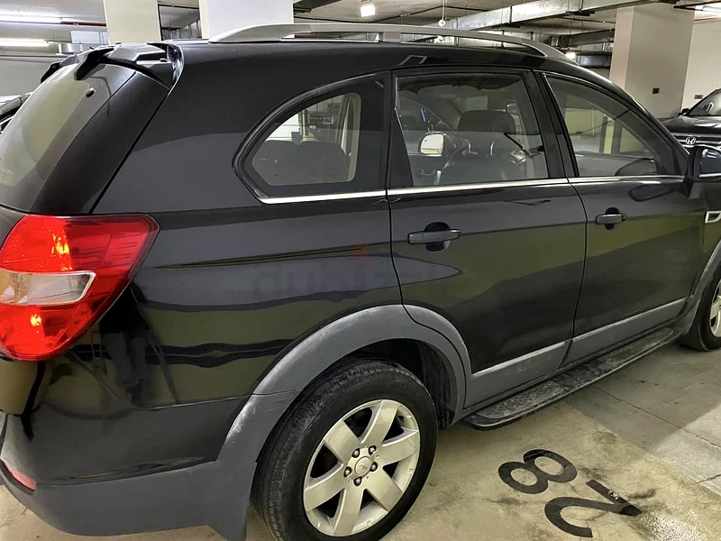 2011 Chevrolet Captiva – 7 Seater SUV, Black, Excellent Condition63398563716098111