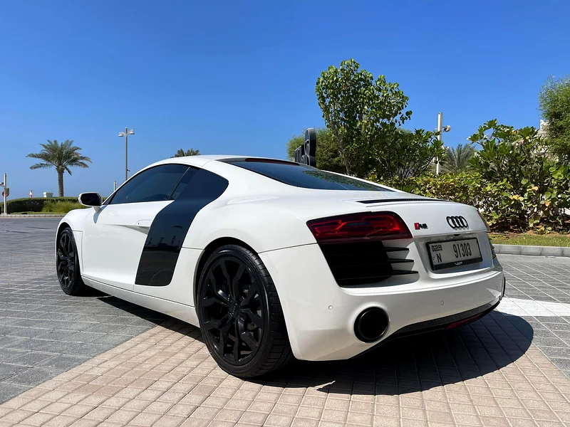 AUDİ R863398608624641113