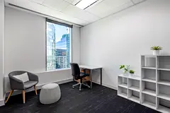 Fully serviced private office space to rent for you and your team in Sharjah, Sahara Healthcare City