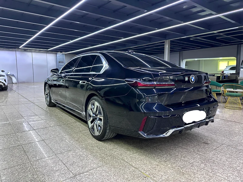 BMW 740Li x  Drive   2024| European Specs | Black Exterior  White  Interior | Luxury63411930890241114