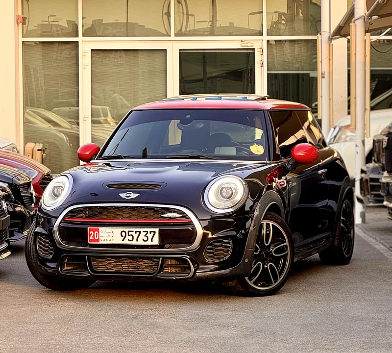 Mini Cooper John Cooper Works 2018 GCC Full Option Super Clean63398524155777112