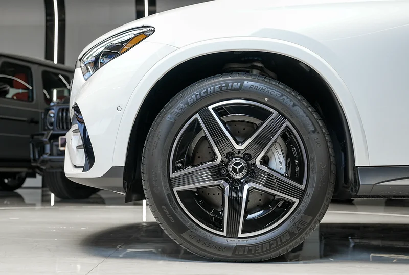 MERCEDES-BENZ GLC300 AMG 4MATIC COUPE63159257043714112