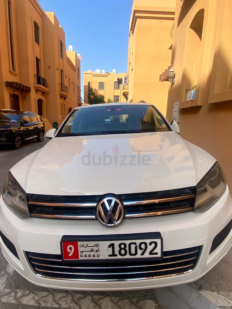 VW Touareg 2012 model GCC63398567758851111