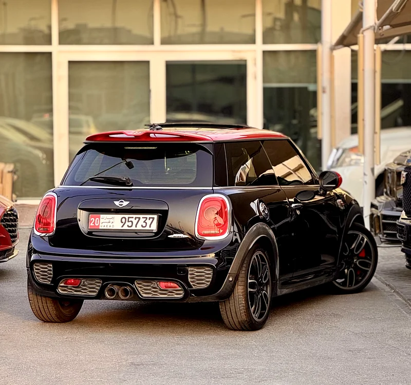 Mini Cooper John Cooper Works 2018 GCC Full Option Super Clean63398524155777113