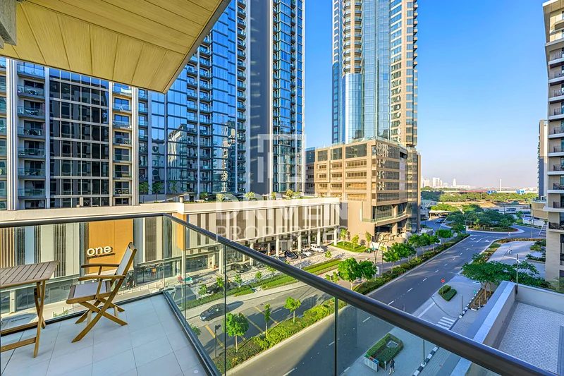 Great for Family Living | Low Floor | Best View64016942828035110