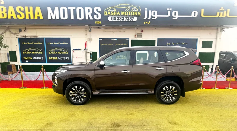 MONTERO SPORT 2021 MODEL AVILABLE ON CASH AND BANK FINANCE63398582295170113