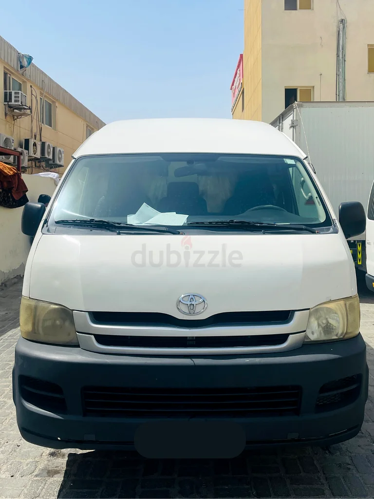 Toyota Hiace - High Roof Delivery Van 2010 with Dry Cargo Food-Grade Panelling63484380733186113