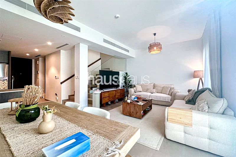 Extended | Upgraded | Modern Design63930282675074113