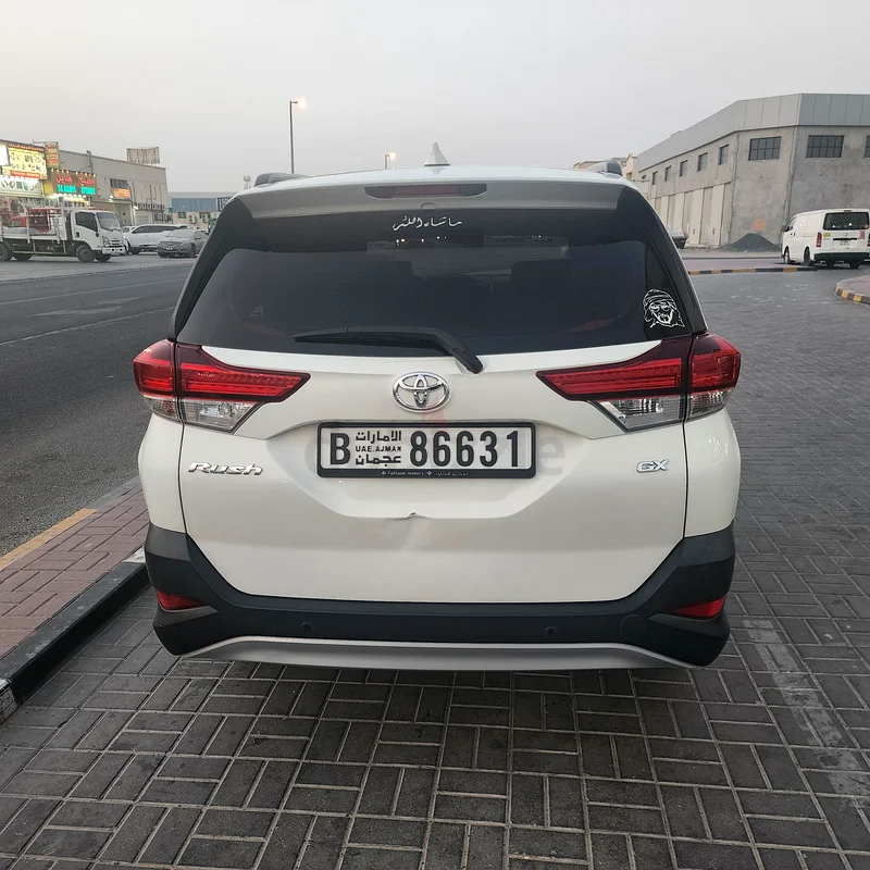2022 Toyota Rush fully agency maintained in excellent condition63399943609986114