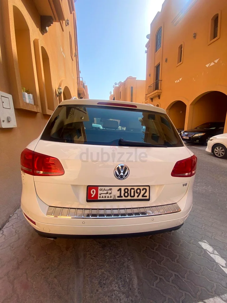 VW Touareg 2012 model GCC63398567758851112