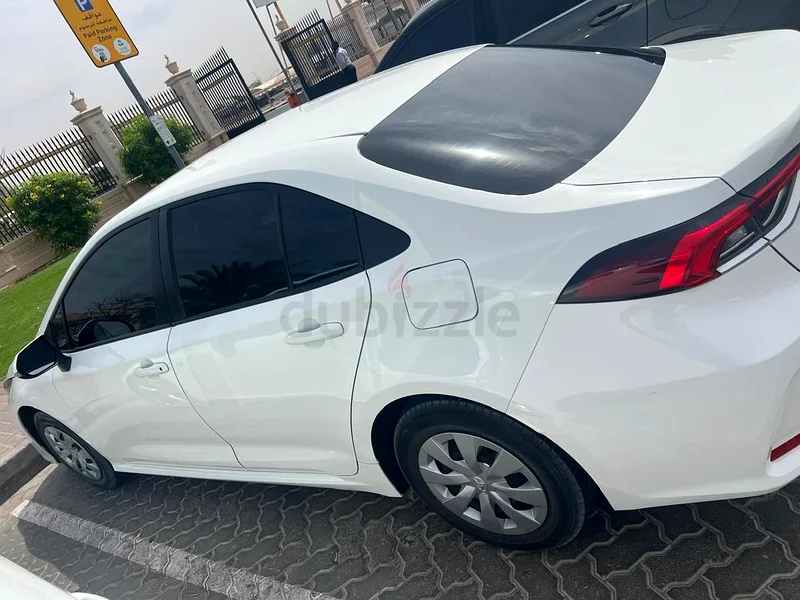 Dubai63401305333122112