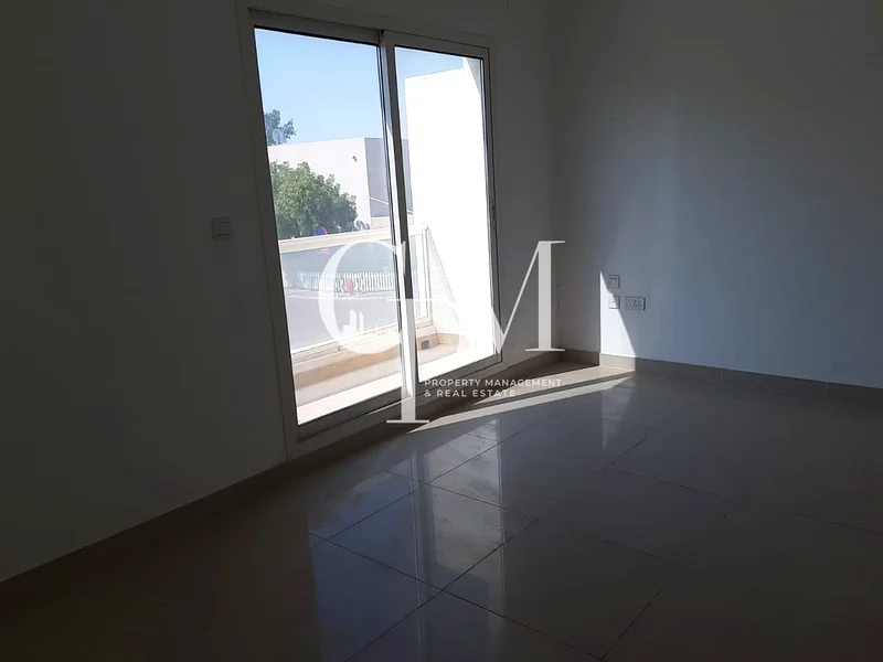 وحدة فريدة | منزل حديث مكون من 3 غرف نوم مع تراس63840017767041112