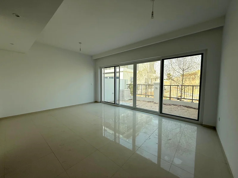 Direct Owner – 4BR + Study + Roof in Camelia, Damac Hills 2 | Semi Single Row | Prime Park View64005714290435113