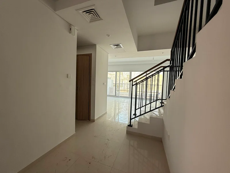 Direct Owner – 4BR + Study + Roof in Camelia, Damac Hills 2 | Semi Single Row | Prime Park View64005714290435111