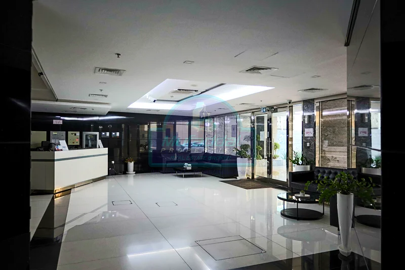 Next to Circle Mall | 01BHK| Ground Floor | Vacant63786870914049111