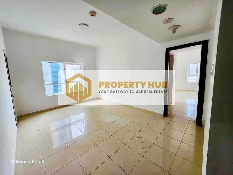 🏡 العنوان: للبيع: شقة مكونة من غرفة نوم واحدة مؤجرة في برج أورينت، عجمان - 985 قدمًا مربعًا مع موقف سيارات! 🏡63867044638595111