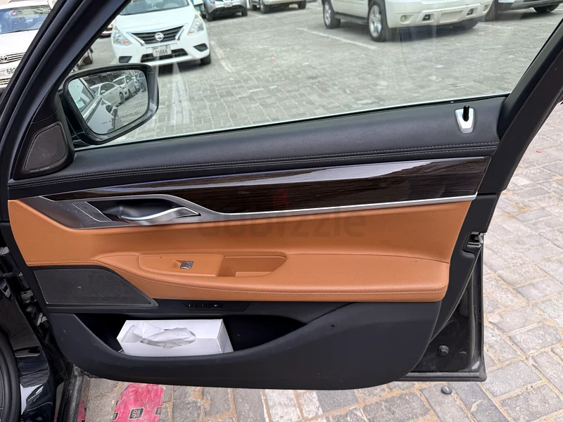 Bmw 735 LI M PACKAGE63411930954370112