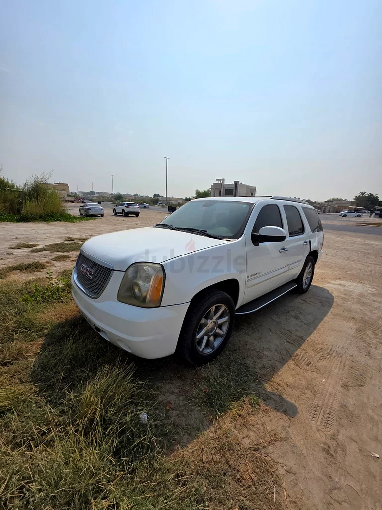 For sale GMC Yukon Denali63398501511810114