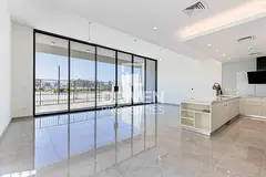 Modern Living | Spacious with Maids Room