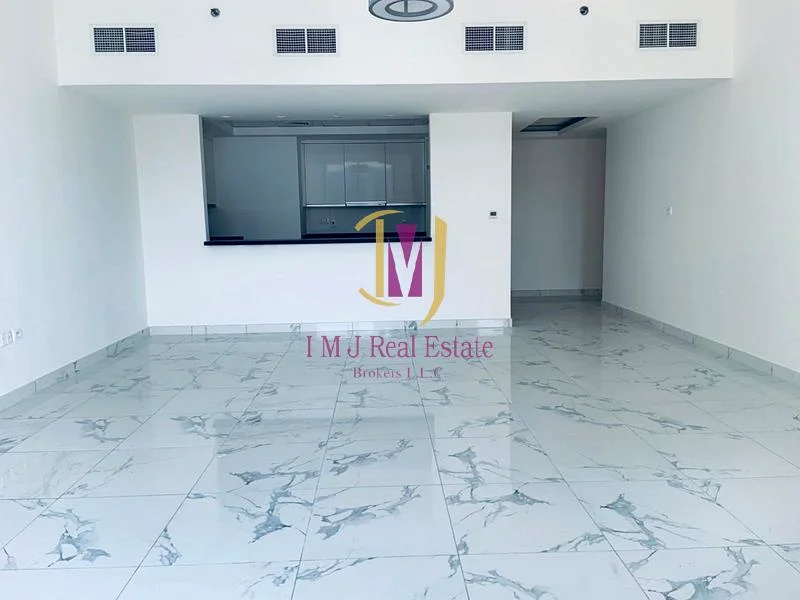 3 PLUS MAIDS + غسيل | تم الحفاظ عليه جيدًا63794529452930112