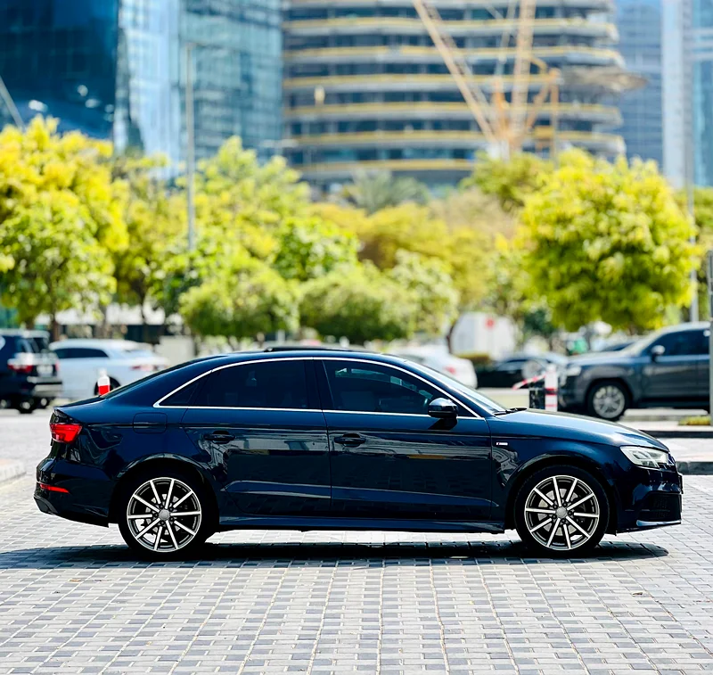 A3 Sedan Design 2.0 TFSI S Tronic - 2017 GCC Specs in excellent condition63398614460161113