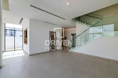 Single Row | Corner Villa | Community View