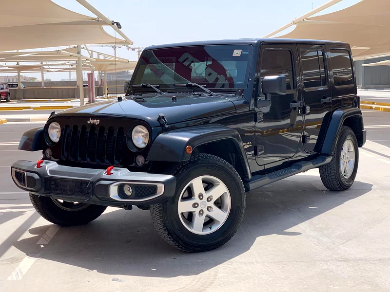 JEEP WRANGLER SAHARA + 2015 | FULL OPTIONS | ORIGINAL PAINT NO ACCIDENTS | 2 KEYS63398601172483111