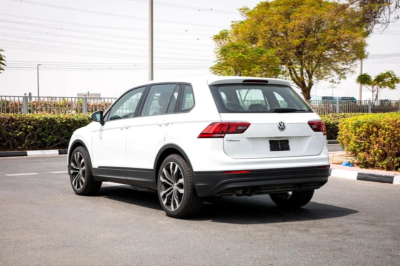 VOLKSWAGEN TIGUAN 2020 / GCC Specs / 1,100 Monthly / Warranty Is Available For Purchase63172654194817114