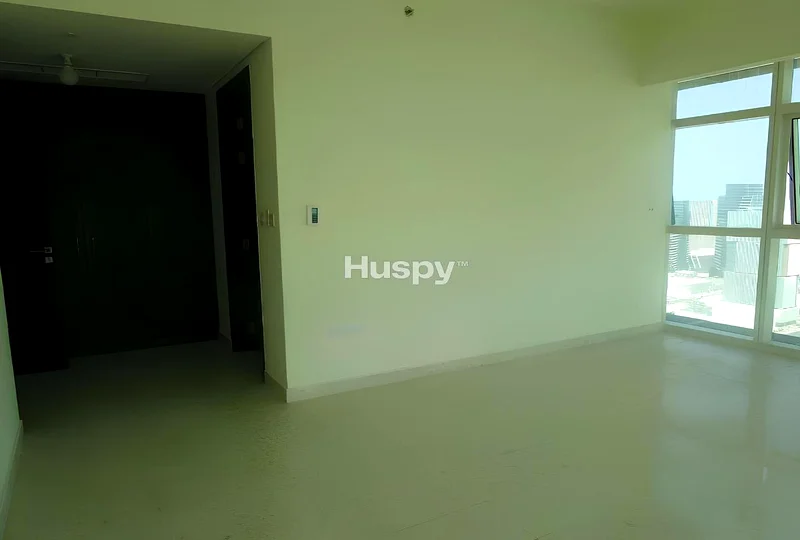 شاغرة | مع غرفة خادمة | طابق عالي63846465686018113