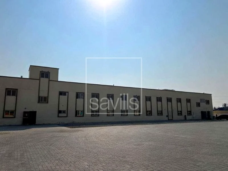 Accommodation + Yard | For Sale | Tenanted63819035482113112