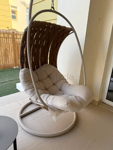 Stylish Hanging Egg Chair for Cozy Spaces almost new 360AED